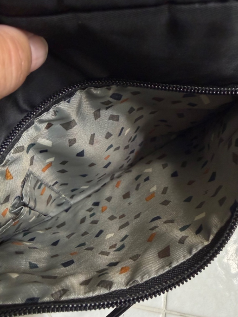 Lug Ranger Crossbody - Picture 7 of 13